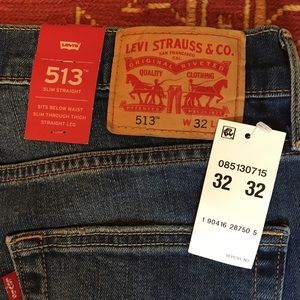 NWT Levi’s 513. 32x32